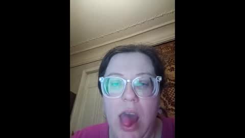 Marina online show from 04-18-26, 08:53