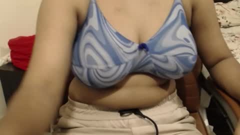 mina online show from 10-04-25, 03:04