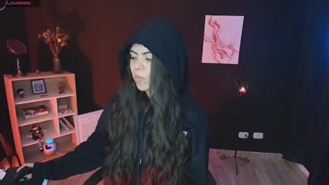 Snapshot of wednesdayfriday chatting on 12-13-24, 10:34 Wednesday Please help me to reach 111 thumbs up online show from 12-13-24, 10:34