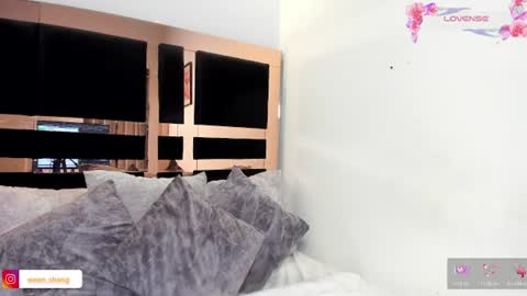 Snapshot of ween_sheng_ chatting on 06-10-26, 05:12 Wennsheng online show from 06-10-26, 05:12