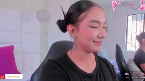 Snapshot of ween_sheng_ chatting on 06-27-26, 02:01 Wennsheng online show from 06-27-26, 02:01