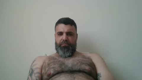 Snapshot of weezy210 chatting on 06-14-26, 03:25 Weezy online show from 06-14-26, 03:25