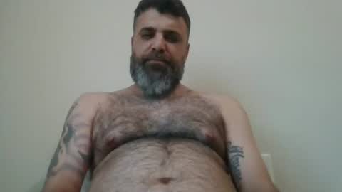 Snapshot of weezy210 chatting on 06-15-26, 10:45 Weezy online show from 06-15-26, 10:45