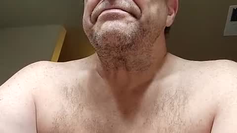 Snapshot of welderod chatting on 07-04-26, 03:51 welderod online show from 07-04-26, 03:51