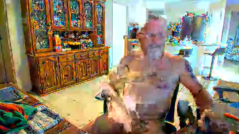 Snapshot of wellhelloo chatting on 06-11-26, 06:22 Wellhelloo online show from 06-11-26, 06:22