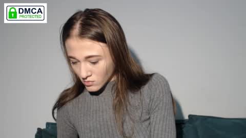 Milena online show from 12-13-25, 09:42