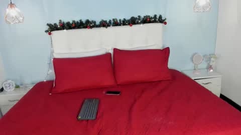 Wendolyn online show from 12-02-25, 02:01