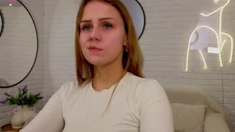 Im Wendy online show from 02-25-26, 09:02