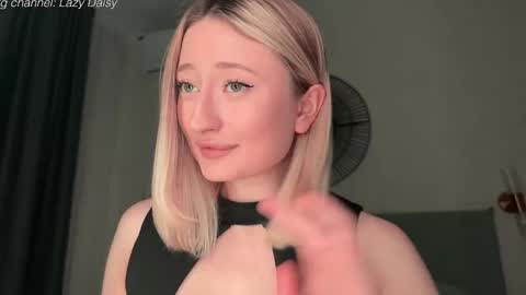 Daisy    online show from 03-01-26, 06:10