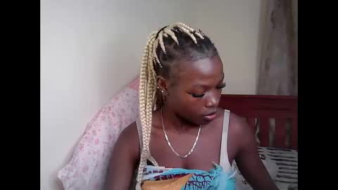 Snapshot of wendy_shancy chatting on 06-06-26, 05:50 shancy online show from 06-06-26, 05:50