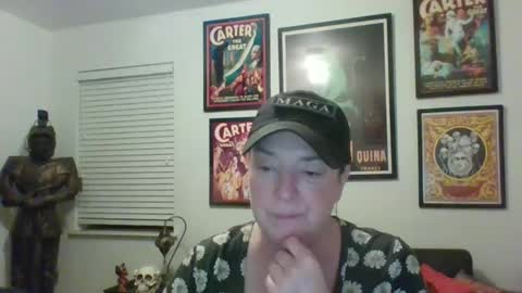 WendyCU online show from 03-03-25, 03:52