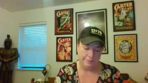 Snapshot of wendycu chatting on 12-19-25, 11:45 WendyCU online show from 12-19-25, 11:45