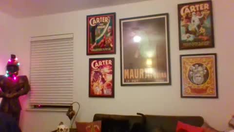 Snapshot of wendycu chatting on 12-23-25, 02:31 WendyCU online show from 12-23-25, 02:31