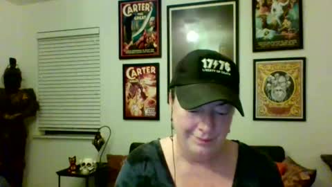 Snapshot of wendycu chatting on 03-04-26, 08:53 WendyCU online show from 03-04-26, 08:53