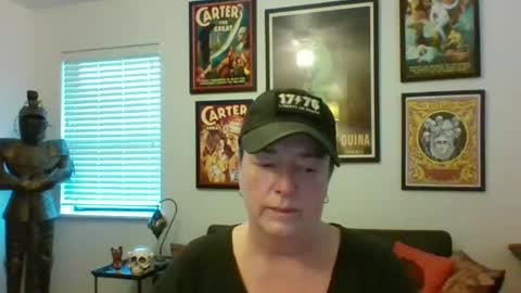 Snapshot of wendycu chatting on 04-15-26, 12:06 WendyCU online show from 04-15-26, 12:06