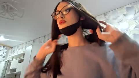 Snapshot of wendyshy chatting on 02-17-26, 05:15 Wendy online show from 02-17-26, 05:15