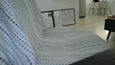 Frank and Barbie online show from 04-04-26, 08:17