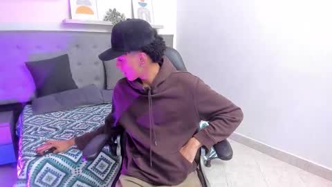 WES online show from 01-10-26, 03:14