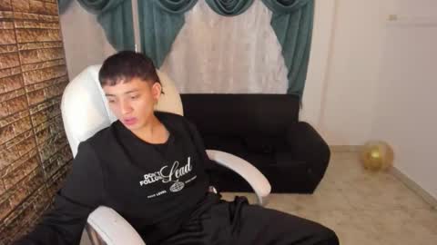 Snapshot of wesley_boy_ chatting on 02-13-26, 07:43 Wesley Boy online show from 02-13-26, 07:43