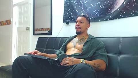 Wesley Rogger online show from 12-01-25, 08:47