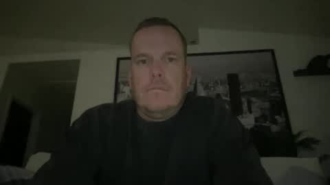 Snapshot of westcoastguy213 chatting on 11-12-25, 03:40 westcoastguy213 online show from 11-12-25, 03:40