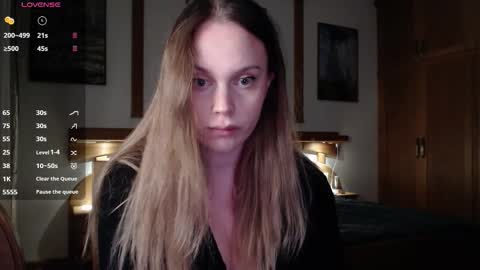 Lana online show from 10-10-25, 06:07