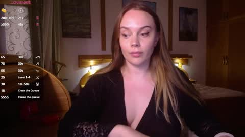 Lana online show from 05-15-26, 07:32