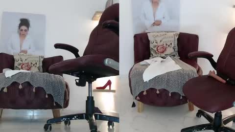 Snapshot of wet_liss chatting on 04-09-26, 02:44 Diva online show from 04-09-26, 02:44