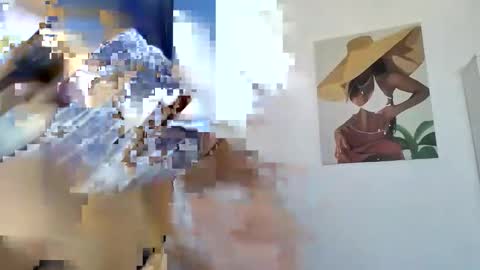 Rozie online show from 01-18-26, 01:37