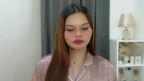 Snapshot of wet_velvet_xo chatting on 02-14-26, 10:50 wet_velvet_xo online show from 02-14-26, 10:50