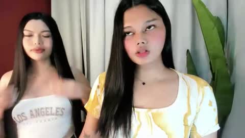 Snapshot of wet_velvet_xo chatting on 02-24-26, 11:41 wet_velvet_xo online show from 02-24-26, 11:41