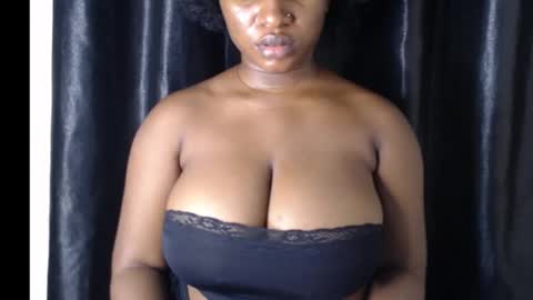 Snapshot of wet_xxpussy55 chatting on 11-30-25, 01:42 Sonia online show from 11-30-25, 01:42