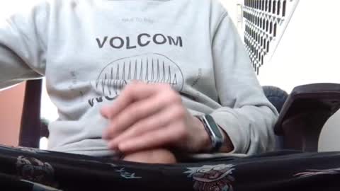 Snapshot of wetbigdickstream chatting on 02-15-25, 12:54 Wetbigdickstream online show from 02-15-25, 12:54