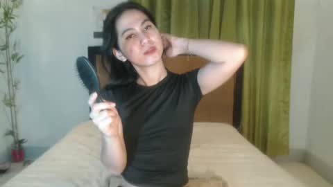 Rihanna online show from 10-19-25, 10:10