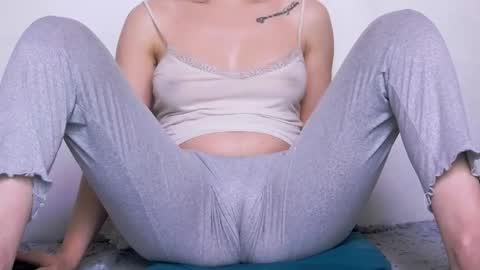 Beatrice Moan from LovenseWet from Tip MenuOpen for Private online show from 04-12-26, 04:06