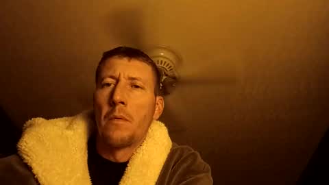 Snapshot of wetduck77777 chatting on 11-29-25, 07:11 wetduck77777 online show from 11-29-25, 07:11