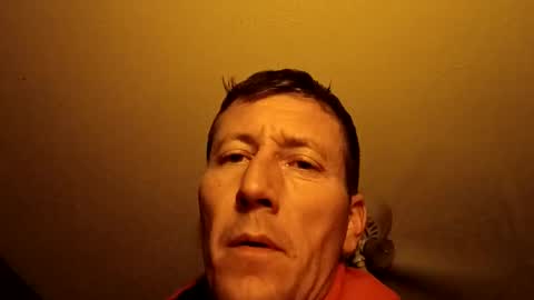 Snapshot of wetduck77777 chatting on 12-15-25, 08:51 wetduck77777 online show from 12-15-25, 08:51