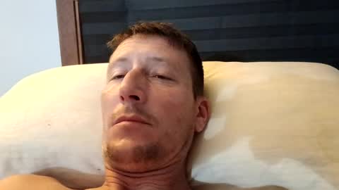 Snapshot of wetduck77777 chatting on 06-24-26, 05:28 wetduck77777 online show from 06-24-26, 05:28
