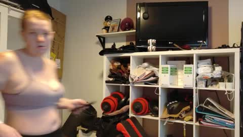 Wetgerman online show from 03-10-25, 04:03