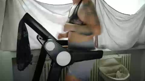 Wetgerman online show from 10-23-25, 10:58