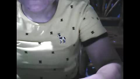 Snapshot of wethornypussy4u chatting on 03-10-26, 12:04 wethornypussy4u online show from 03-10-26, 12:04