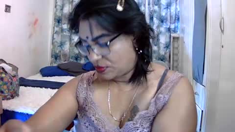 Snapshot of wetindian1971 chatting on 06-20-26, 09:56 kavita online show from 06-20-26, 09:56