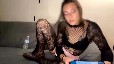 wetpanties_foryou online show from 06-24-26, 08:13