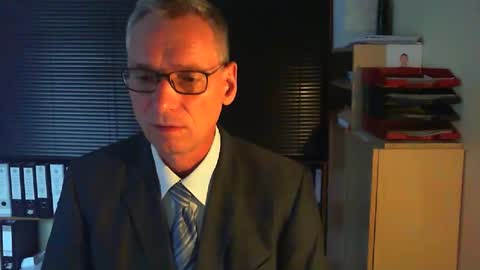 Snapshot of wetsuitedman chatting on 09-23-25, 03:48 Franz online show from 09-23-25, 03:48