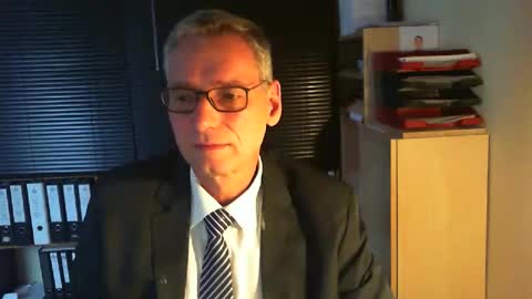 Snapshot of wetsuitedman chatting on 10-24-25, 02:57 Franz online show from 10-24-25, 02:57