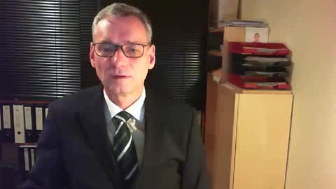 Snapshot of wetsuitedman chatting on 12-04-25, 06:27 Franz online show from 12-04-25, 06:27