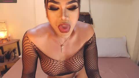 Snapshot of wetwildsugar69 chatting on 12-12-24, 11:47 sam sugar online show from 12-12-24, 11:47