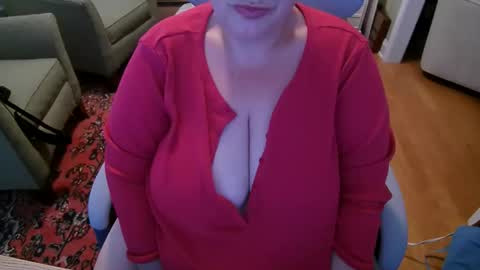 Snapshot of wetwordsonly chatting on 05-28-26, 09:34 WetWordsOnly online show from 05-28-26, 09:34