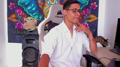 Snapshot of wexx_ chatting on 01-28-25, 03:46 wex online show from 01-28-25, 03:46