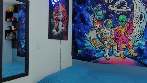 Snapshot of wexx_ chatting on 02-01-25, 09:29 wex online show from 02-01-25, 09:29